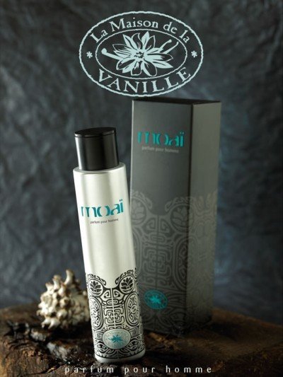 عطر Moai